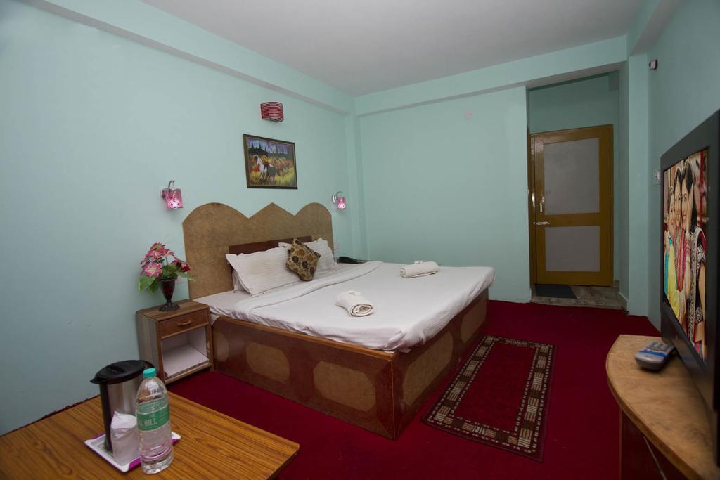 Hotel Ocean Inn Manāli Δωμάτιο φωτογραφία
