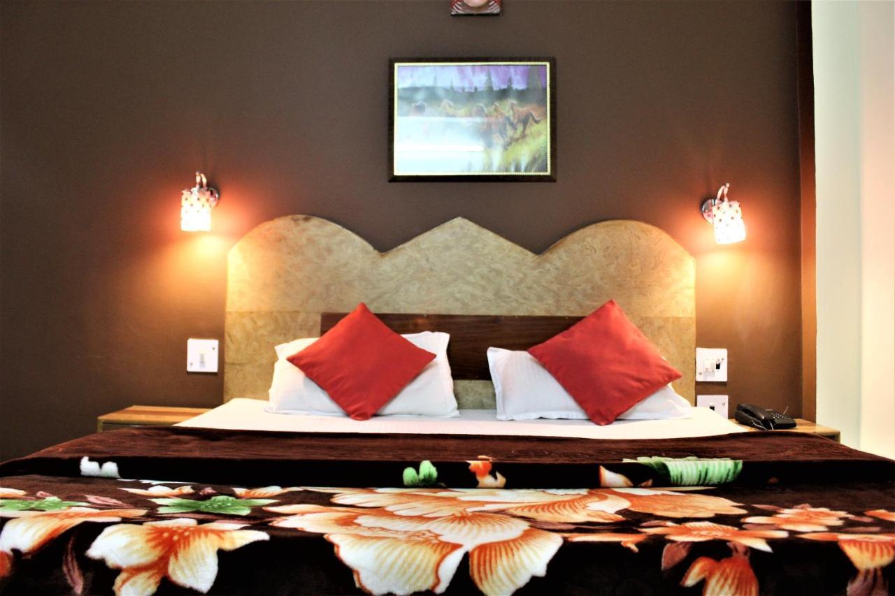 Hotel Ocean Inn Manāli Εξωτερικό φωτογραφία